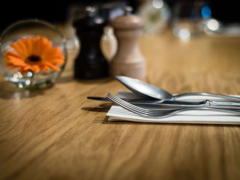 hulla tablefever online reserveren reservatie realtime booken boeken resto restaurant